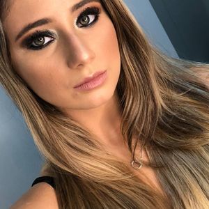 Meet your Posher, Vitoria